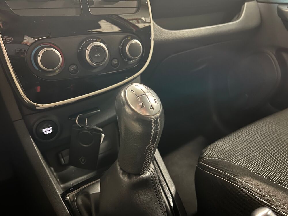 Clio IV 0.9 TCE 12V 90 CV TREND / GARANTIE 12 MOIS / MOTEUR A CHAIN 2016 occasion 85300 CHALLANS