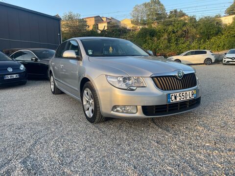 Superb 2.0 tdi 2.0 TDI 140 GREENTEC BUSINESS 2013 occasion 69320 FEYZIN
