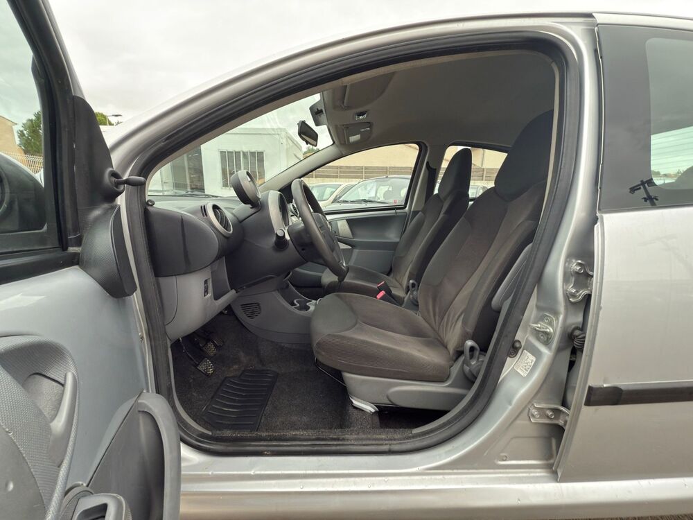 C1 / 5 Portes 1.4 HDi 54 cv * Clim / Pneus neuf* 2008 occasion 34770 Gigean