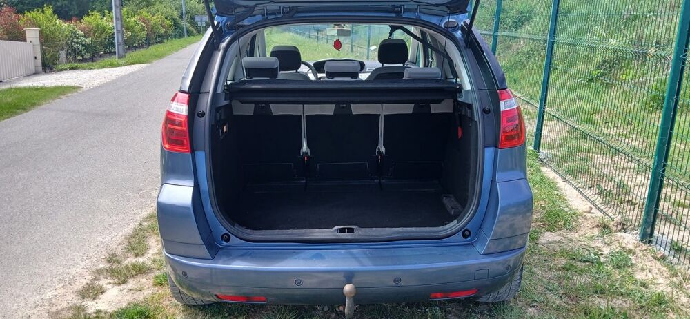 C4 Picasso 1.6 HDI 16V 110 bo&icirc;te auto 2009 occasion 45600 Lion-en-Sullias