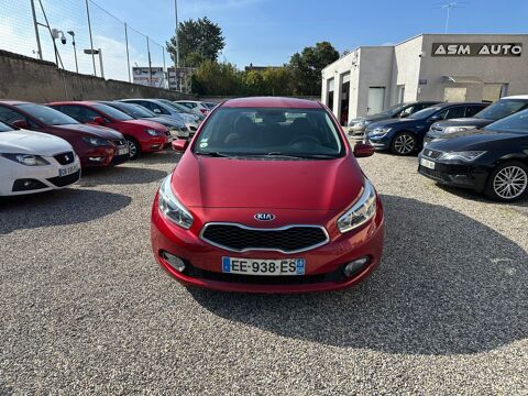 Ceed Phase 2 1.4 CRDi CONCEPT 90 cv / 2015 / 169 750 km / 2e main 2014 occasion 69008 Lyon 8e Arrondissement