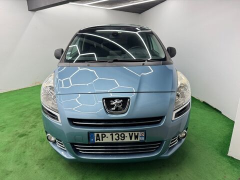 5008 1.6 HDi 16V Boite Auto 110 cv Premium Toit Panoramique 12moi 2010 occasion 69200 VENISSIEUX