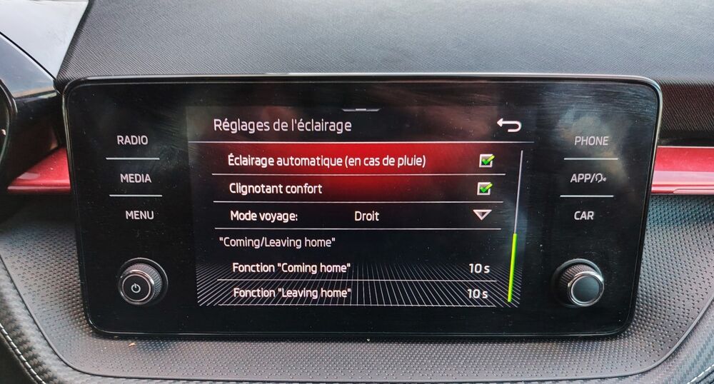 Fabia 1.5 TSI 150Ch MONTE CARLO DSG7 CARPLAY / TOIT PANO / CAMERA 2023 occasion 34500 B&eacute;ziers