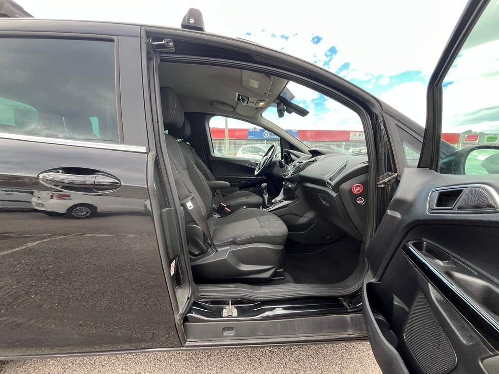 B-max 1.6 TDCi S&S 95 cv * Finition Titanium / 2&egrave;me Main / Attelag 2013 occasion 34770 Gigean