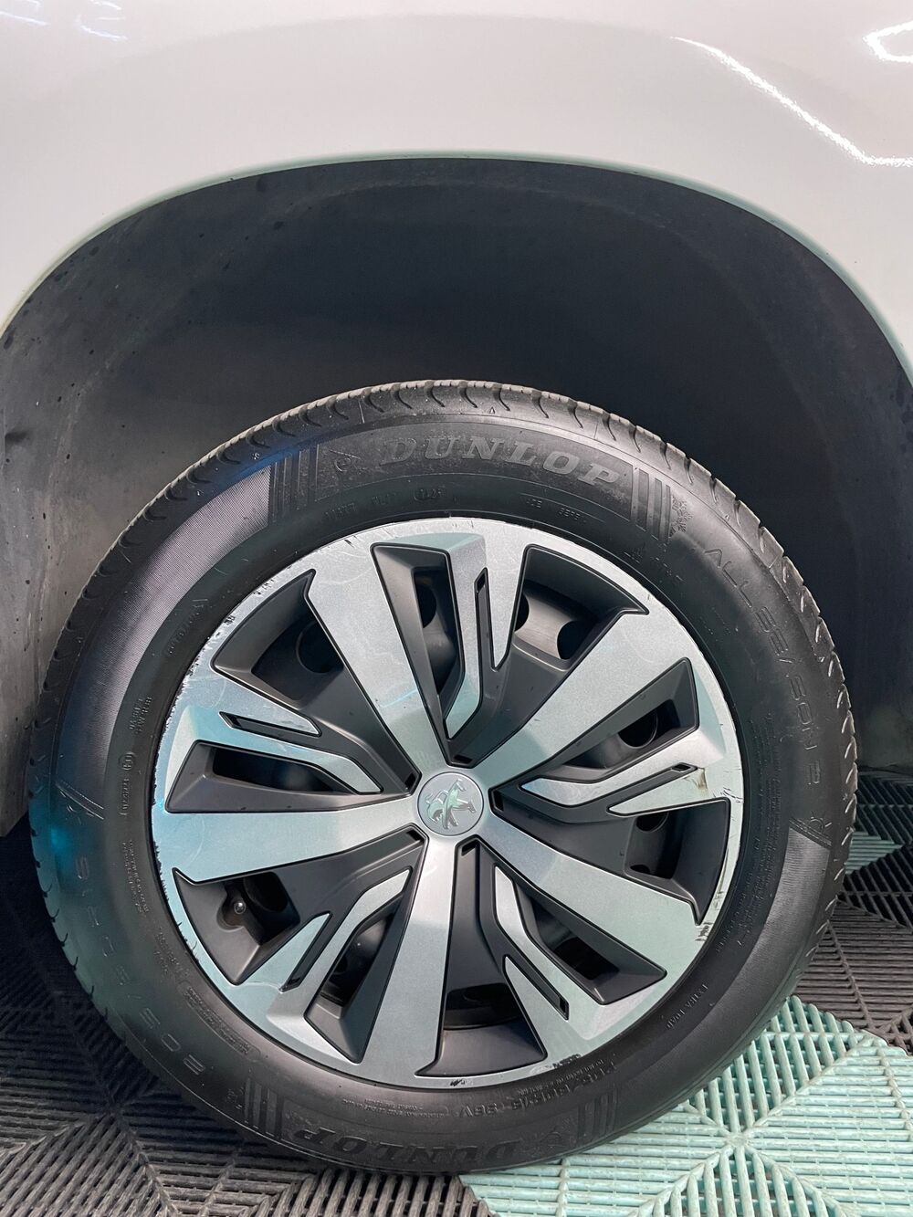 Partner 1.5 BlueHDi Auto – 2020 – Garantie – Bo&icirc;te Auto – Pr&ecirc;t 2020 occasion 95540 MERY-SUR-OISE