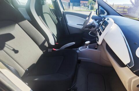 Zo&eacute; Z.E. LIFE CHARGE RAPIDE TYPE 2 GARANTIE 3/6/12 MOIS 2015 occasion 78200 BUCHELAY