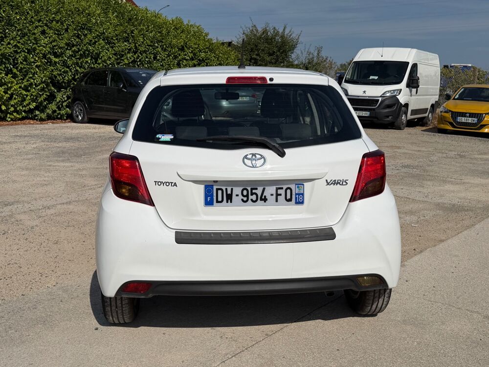 Yaris 1.4 d4d 90 CH 2015 occasion 18230 Saint-Doulchard