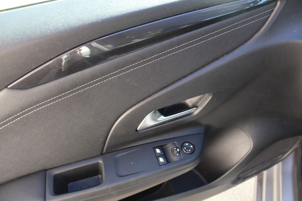 Corsa VI 1.2 TURBO 100 ch ELEGANCE BUSINESS BVA8 + CARPLAY / CLIM 2022 occasion 34430 Saint-Jean-de-V&eacute;das