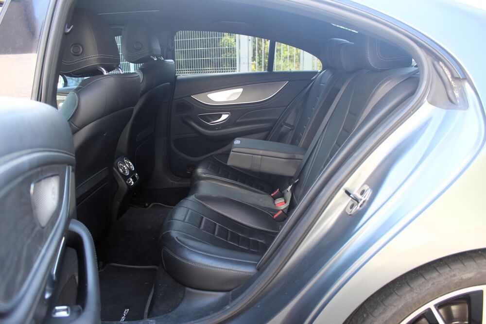 Classe CLS III 300 D 245 ch AMG LINE+ 9G TRONIC / CARPLAY / ATTELAGE / 2019 occasion 34430 Saint-Jean-de-V&eacute;das