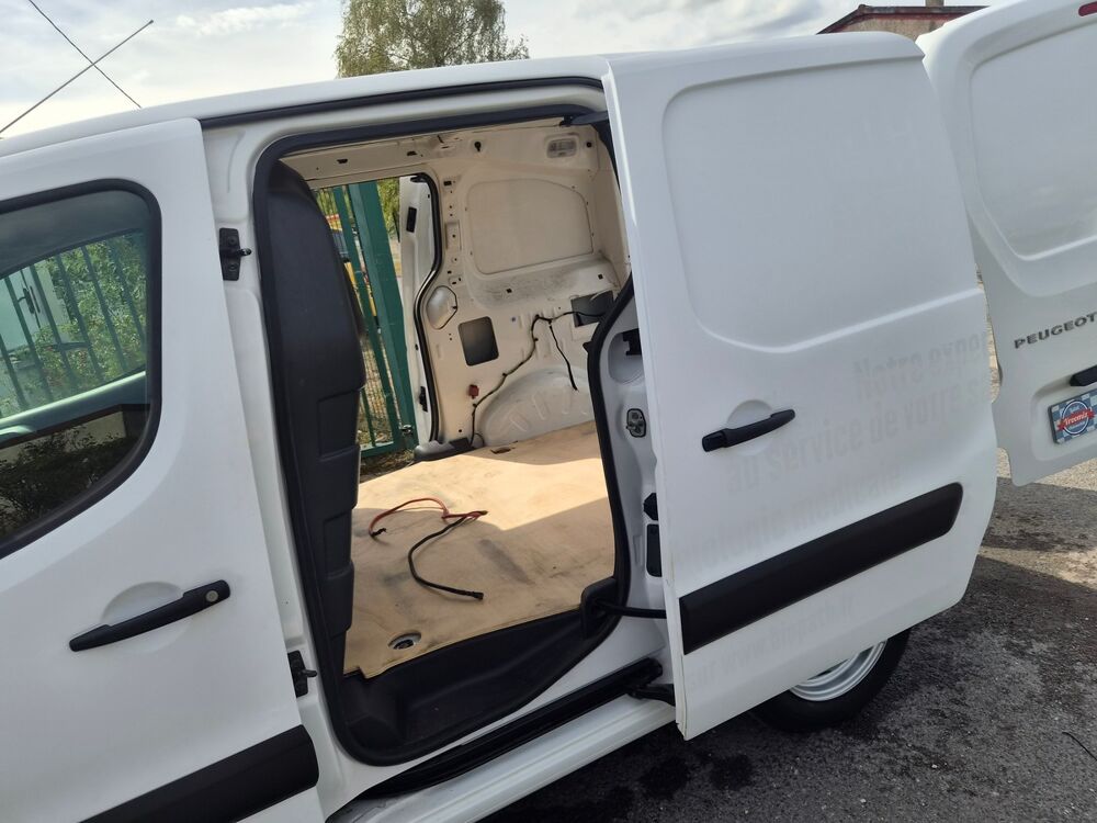 Partner 1.6 hdi 2 PORTE LATERAL 3 PLACE 90125KMS 2018 6990€ TTC 2018 occasion 51700 Dormans