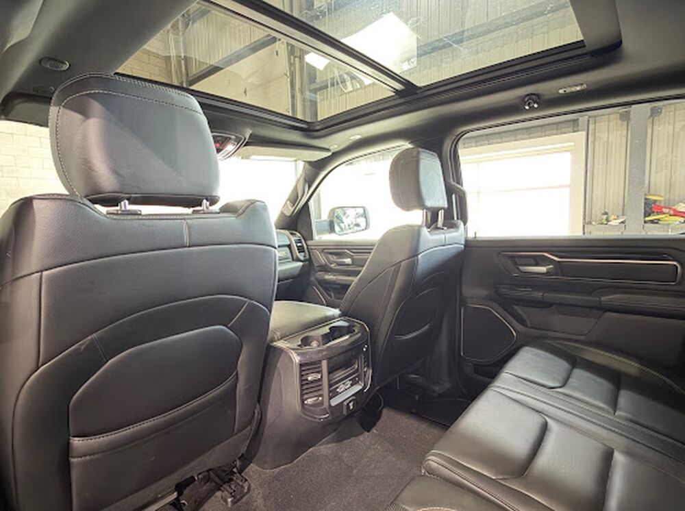 RAM 5.7L V8 HEMI 395 SPORT - CUIR - TOIT PANO - 59900€ TTC 2022 occasion 60300 SENLIS