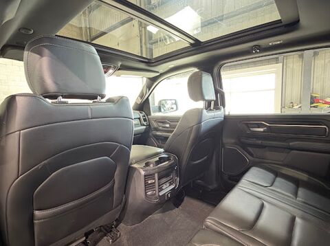 RAM 5.7L V8 HEMI 395 SPORT - CUIR - TOIT PANO - 59900€ TTC 2022 occasion 60300 SENLIS