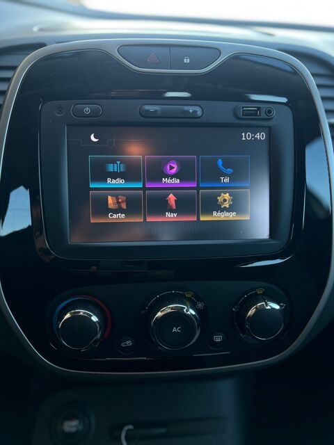 Captur 1.5 DCI 90 CH PREMIERE MAIN - ENTRETIEN COMPLET RENAULT 2014 occasion 69230 SAINT PRIEST