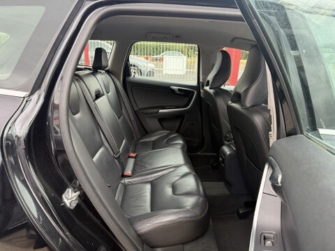 XC60 (2) 2.4 D4 181 AWD SUMMUM GEARTRONIC 6 2014 occasion 95480 Pierrelaye
