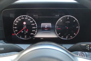 Classe CLS III 300 D 245 ch AMG LINE+ 9G TRONIC / CARPLAY / ATTELAGE / 2019 occasion 34430 Saint-Jean-de-V&eacute;das
