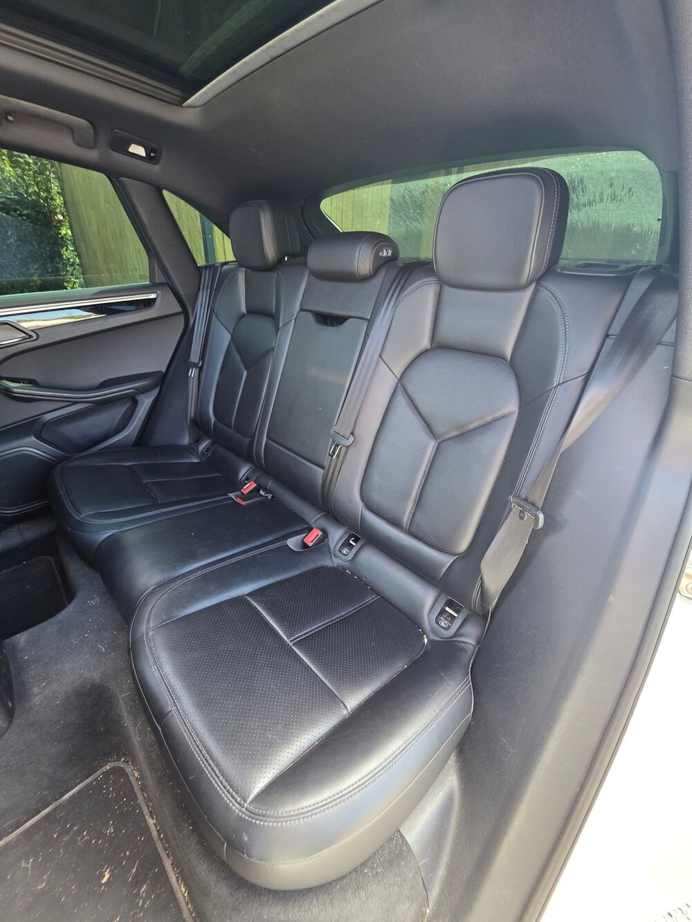 Macan S 3.0L 258CH / ATTELAGE / BLANC / PHASE 2 / TO 2018 occasion 12200 VILLEFRANCHE-DE-ROUERGUE