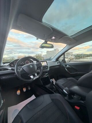 2008 1.2 110ch GT Line - DISTRIB OK - TOIT PANORAMIQUE - CARPLAY 2018 occasion 94140 Alfortville