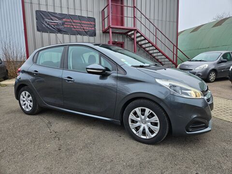 Annonce voiture Peugeot 208 6499 �
