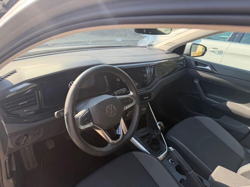 Polo 6 TSI 95cv Life business carplay virtual 2023 Faible kms 1er 2023 occasion 69680 Chassieu