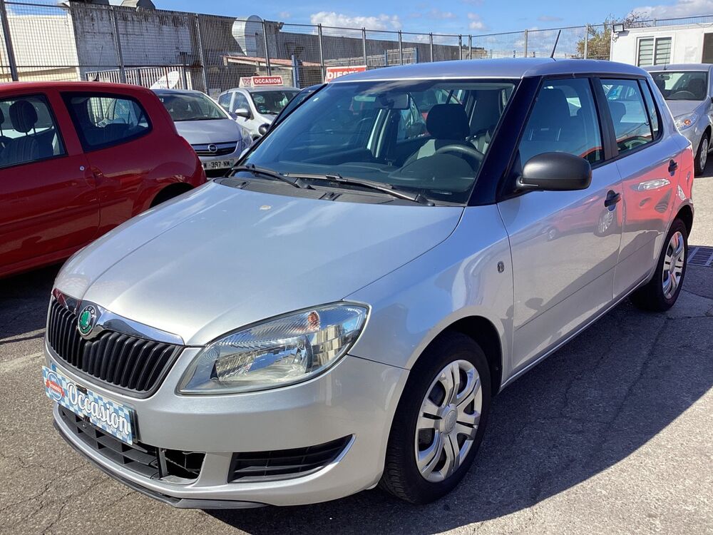 Fabia 1.2 Active 2012 occasion 62100 Calais