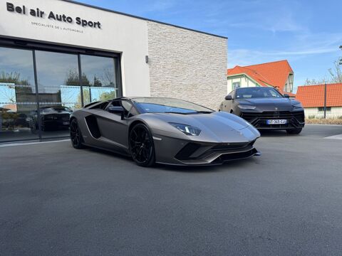 Annonce voiture Lamborghini Aventador 389870 €
