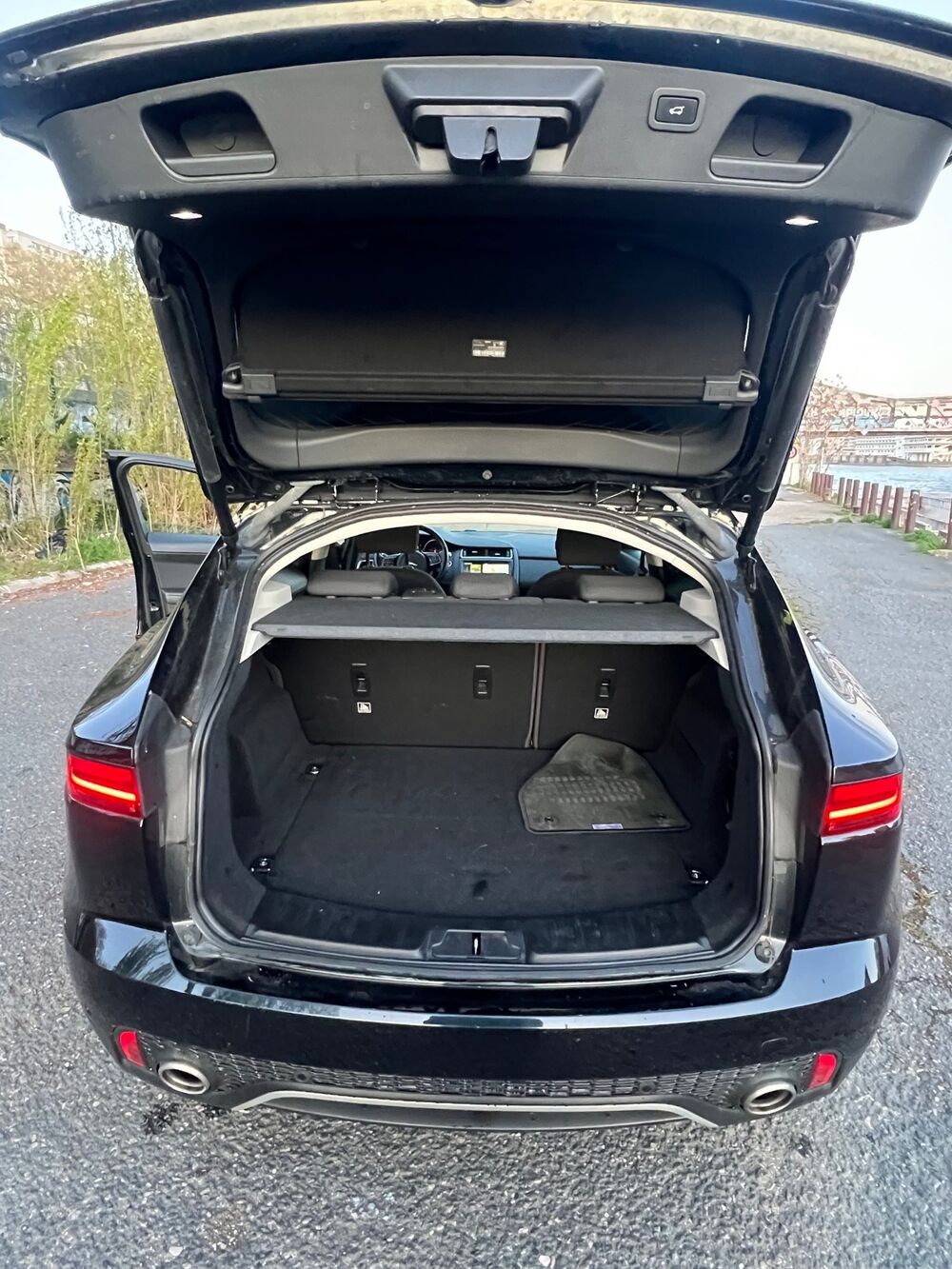 E-PACE 2.0D 150 CH AWD BVA BUSiNESS 2018 occasion 94140 Alfortville