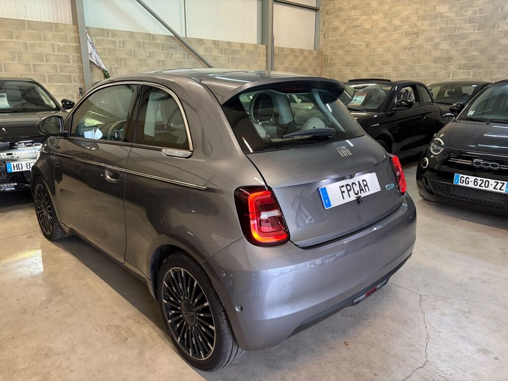 500 e 118cv 42kwh LA PRIMA / CUIR / CAMERA DE RECUL RADARS AV/A 2022 occasion 91480 Varennes-Jarcy