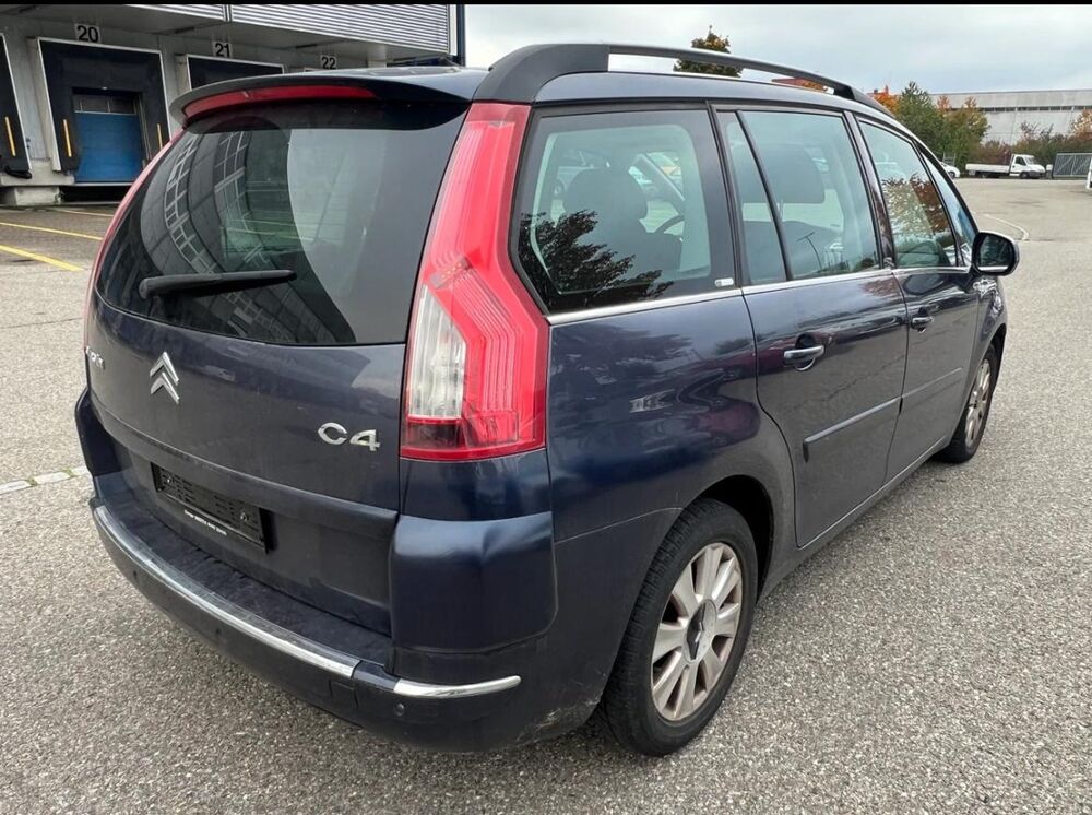Grand C4 Picasso 2.0 HDI Dynamique Boite Auto 7 Places garantie 6 mois inclus 2008 occasion 45520 Cercottes