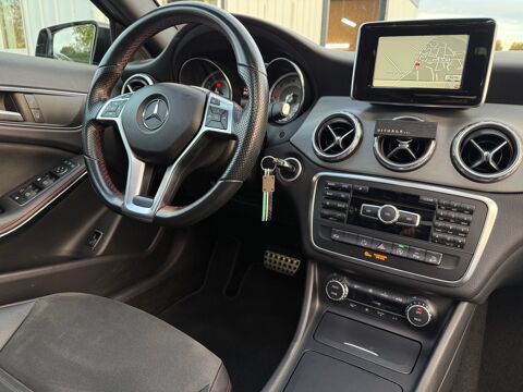 Classe GLA 220D 4MATIC 7G-DCT 170cv - FASCINATION - SUIVI 100% MERCEDES 2015 occasion 45560 Saint-Denis-en-Val