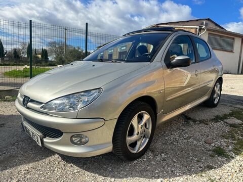 Peugeot 206 1.6 hdi ph2 **1er MAIN** garantie 2006 occasion BELLEGARDE 30127