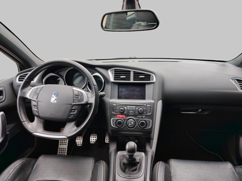DS4 1.6 Blue HDi Kit de distribution ok 2012 occasion 45600 Lion-en-Sullias