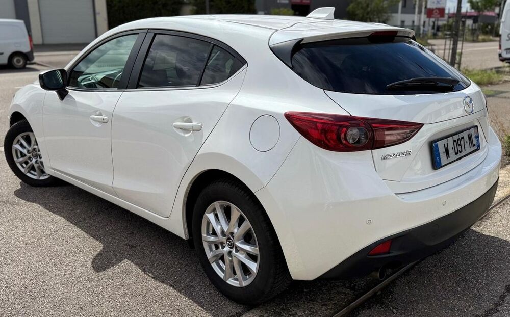 Mazda3 2.0 i 120 ch Center-Line B 2015 occasion 69680 CHASSIEU