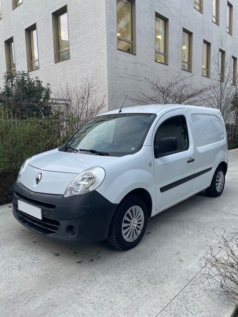 Renault Kangoo Express L1 1.6L ETHANOL FINITION CONFORT ATTELAGE BARRES DE TOIT 2011 occasion FLEURY-LES-AUBRAIS 45400