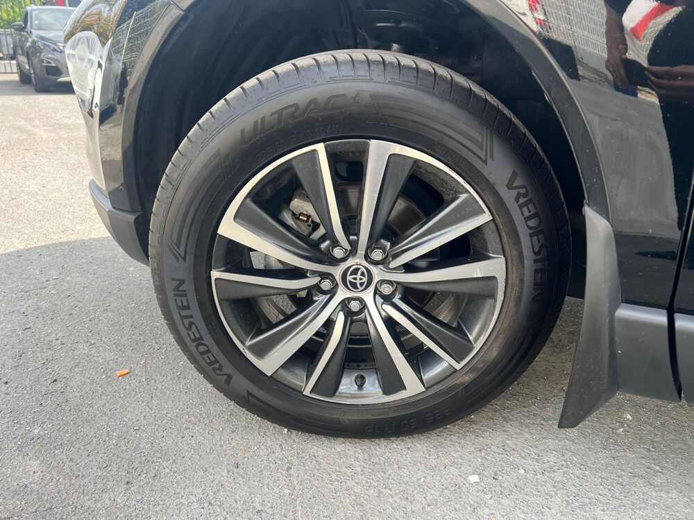 RAV 4 Toyota Venza Hybrid 2.5l 222ch - &eacute;quivalent RAV4 - si&egrave;ges ch 2023 occasion 95190 Goussainville