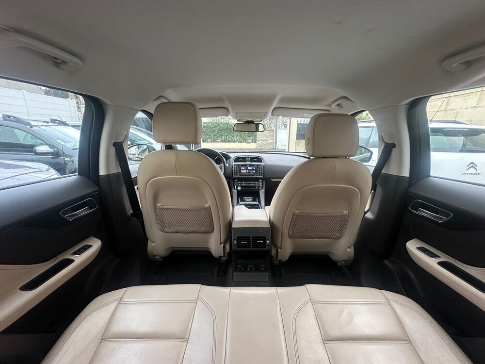 F-PACE 2.0 D 180 PRESTIGE AWD BVA8 2017 occasion 93600 Aulnay-sous-Bois