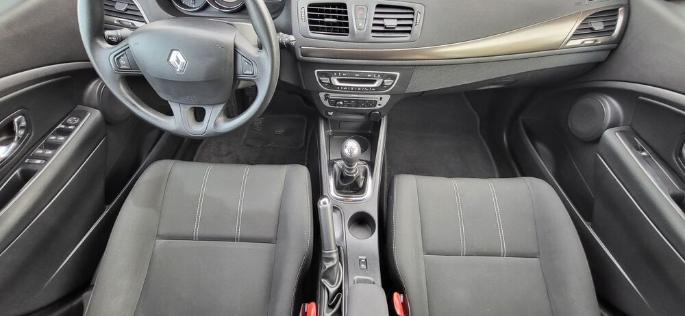 M&eacute;gane III (B95) 1.5 dCi 110ch Energy eco&sup2; 5P 1er main 93018 KM 2013 occasion 68170 Rixheim