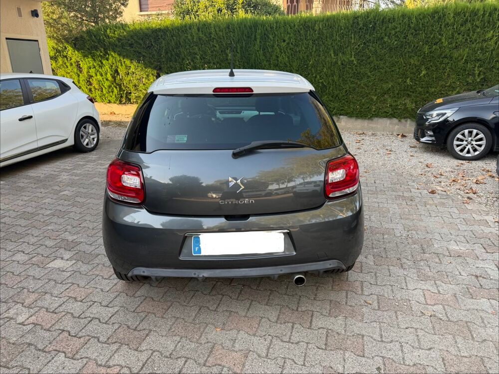 DS3 1.6 vti 120cv Graphic art faible kms 1er main garantie 6M 2013 occasion 69680 Chassieu