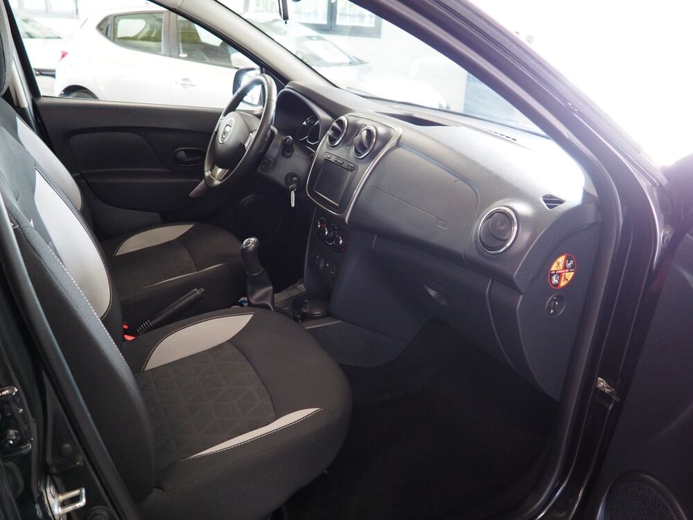 Sandero STEPWAY TCE 90 GPS+RADAR 5Pl. 1MAIN 40.000KM 2018 occasion 31120 Portet-sur-Garonne