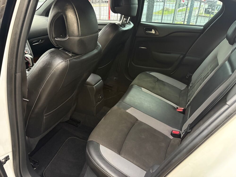 DS4 Crossback Sport Chic 1.6 bluehdi 120 EAT6 2018 occasion 95370 MONTIGNY-LES-CORMEILLES