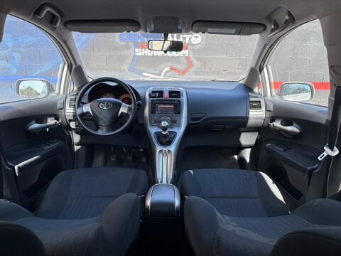 Auris (I) 1.4 D4D 90cv Active GPS & Clim 2009 occasion 84700 SORGUES