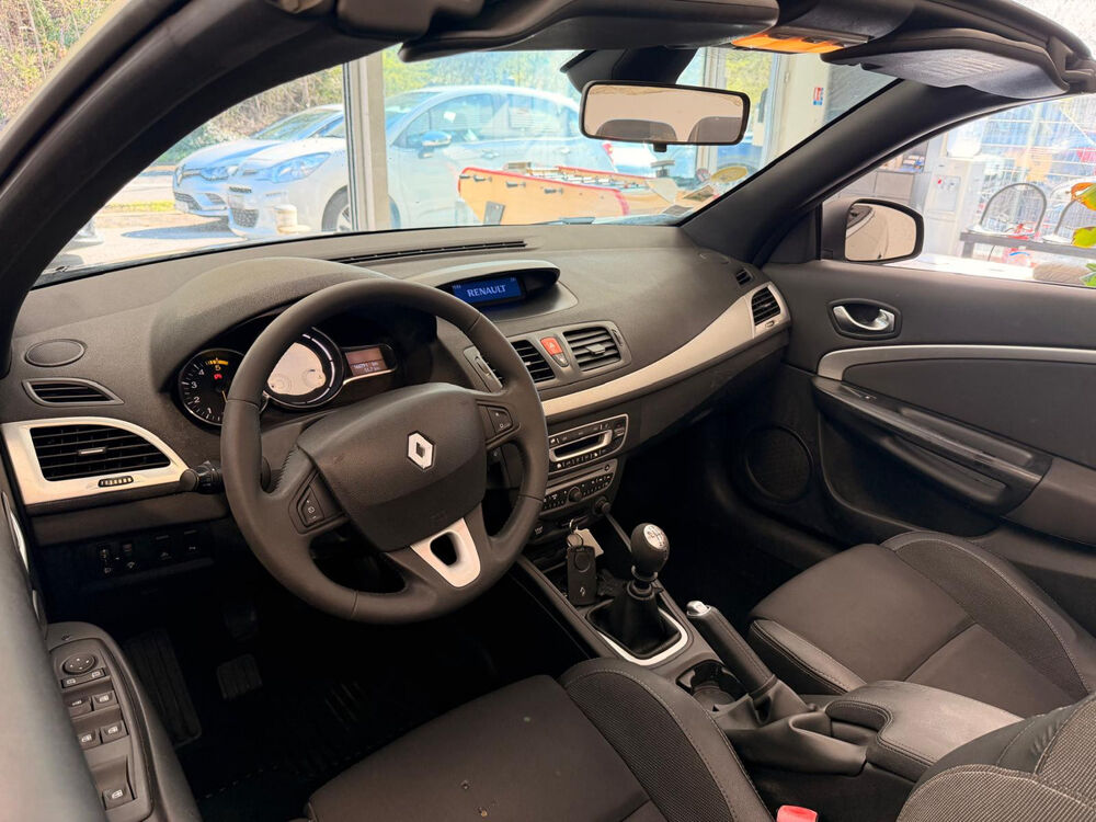 M&eacute;gane III CC Dynamique 1.9 dci 130CV 2011 occasion 12100 Millau