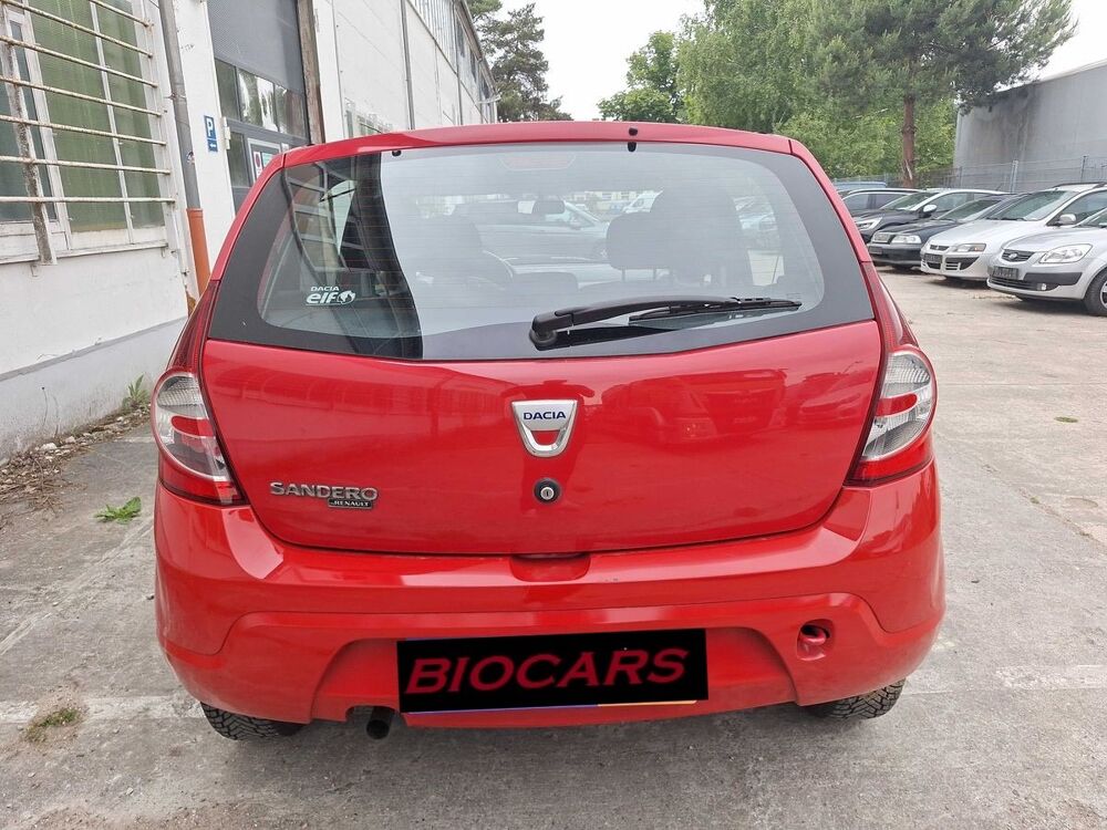 Sandero 1.2 Ambiance 2011 occasion 62100 Calais