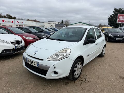 Renault Clio 3 diesel 1.5 dci 2009 occasion COIGNIERES 78310