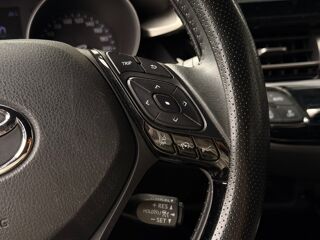 C-HR Distinctive Phase 2 2.0 Hybrid 184 ch – Si&egrave;ges chauffants – 2020 occasion 95190 Goussainville