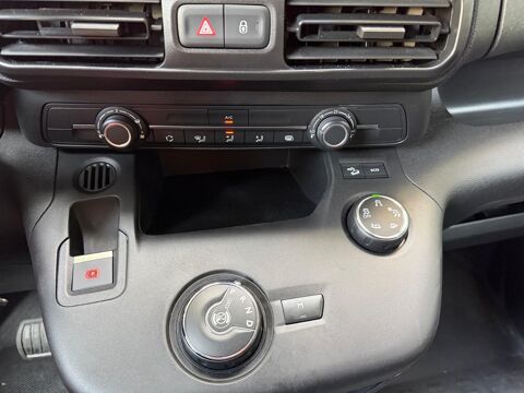 Berlingo 1.2 PTEC 131 CH 1ERE MAIN TVA RECUPERABLE GARANTIE 12 MOIS 2021 occasion 06400 CANNES