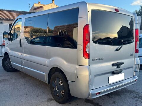 Trafic dCi 115cv *8 Places/Finition Passenger Privilege/Chaine de d 2007 occasion 34770 Gigean