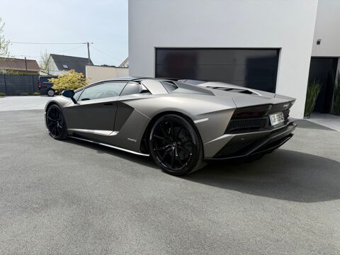 Aventador S ROADSTER 6.5L V12 / 741 CH / CARNET COMPLET / TVA / 34352 2018 occasion 62780 CUCQ