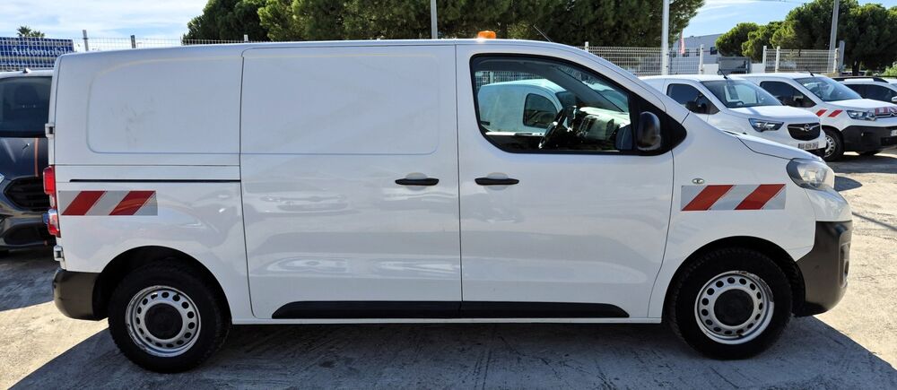 Expert M 2.0 HDI 120CH DRIVER 1ERE MAIN TVA RECUPERABLE KIT DISTRI 2021 occasion 34070 MONTPELLIER