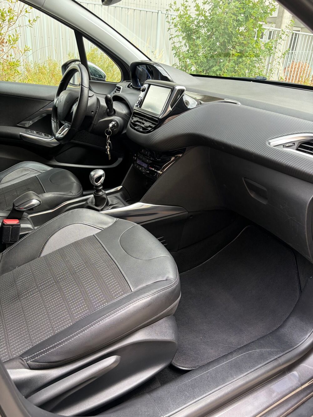 2008 1.6L HDI FINITION ALLURE - CLIMATISATION - CARNET D'ENTRETIE 2013 occasion 45400 FLEURY-LES-AUBRAIS