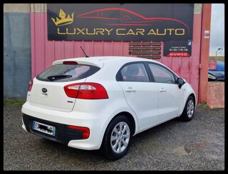 Rio 1.1L CRDI 75CV PACK EDITION 7 - MOTEUR A CHAINE - IDEAL JEUN 2016 occasion 18390 Saint-Germain-du-Puy